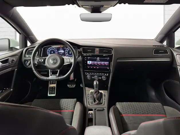 VW Golf VII 2.0 TSI 230 GTI DSG