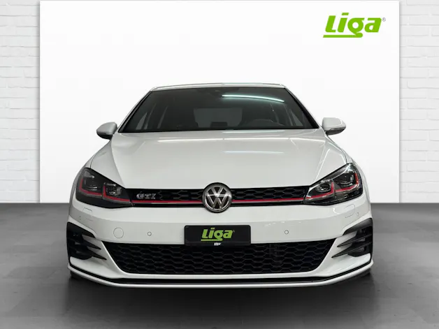 VW Golf VII 2.0 TSI 230 GTI DSG