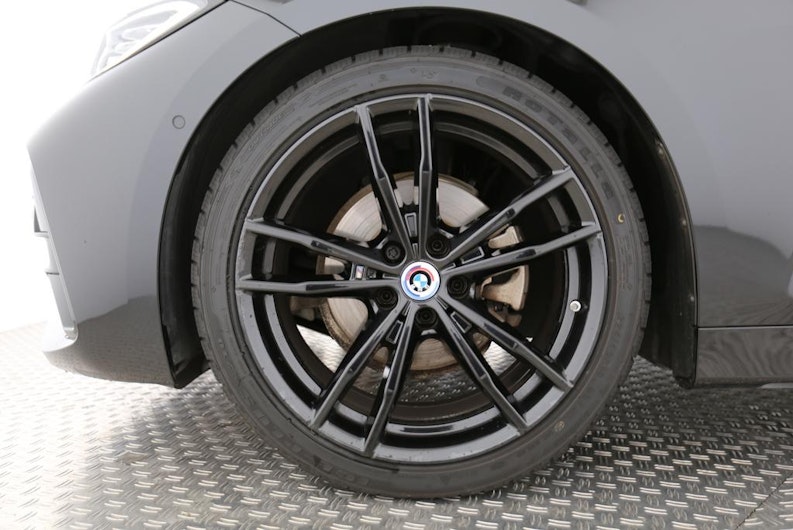 Vehicle image BMW 4 SERIES