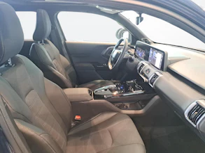 https://vehicle.imgix.net/4024486/40b68578-4121-440e-ab04-8599b52e0c12.jpg