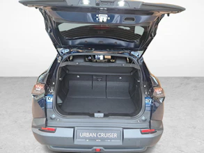 https://vehicle.imgix.net/4024486/de00080e-c0c0-493b-89cd-0db264cb532f.jpg