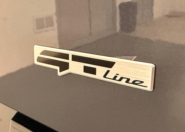 Vehicle image 18 Vehicle image 18