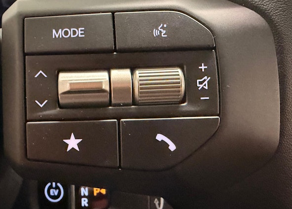 Vehicle image 14 Vehicle image 14