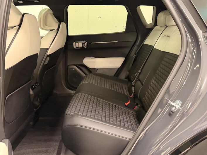 Vehicle image KIA EV4