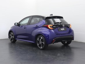 Vehicle image TOYOTA Yaris 1.5 VVT-i HSD Premium