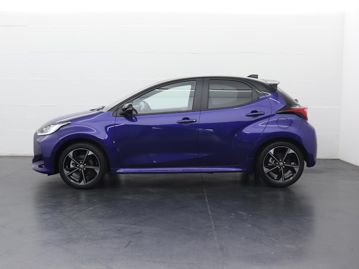 Vehicle image TOYOTA YARIS