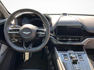 Aston Martin DBX 707 4.0 V8 Bi-Turbo