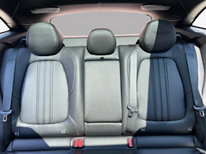 https://vehicle.imgix.net/4024564/ecb1c2d7-774d-437c-b380-228ad12e033d.jpg