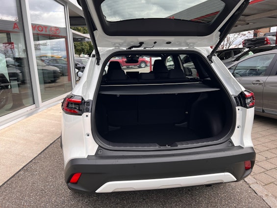 Vehicle image 6 Vehicle image 6