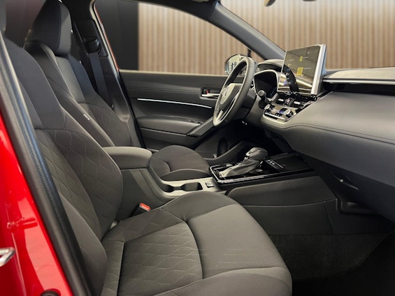 Vehicle image 15 Vehicle image 15