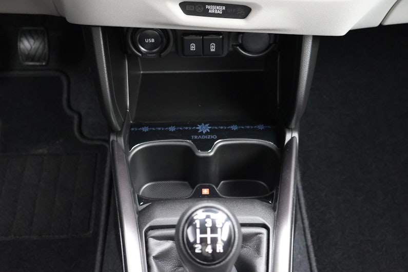 Vehicle image SUZUKI SWIFT