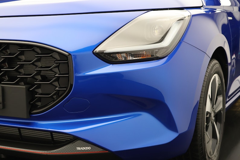 Vehicle image SUZUKI SWIFT