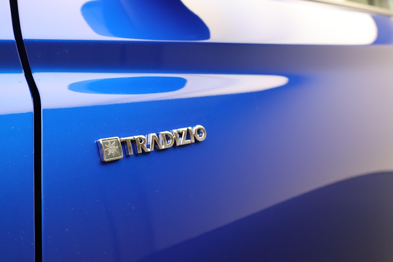 Vehicle image SUZUKI SWIFT