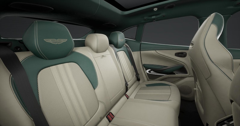 Vehicle image ASTON MARTIN DBX