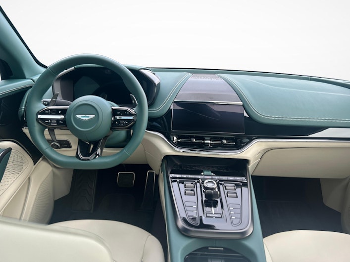 Vehicle image ASTON MARTIN DBX