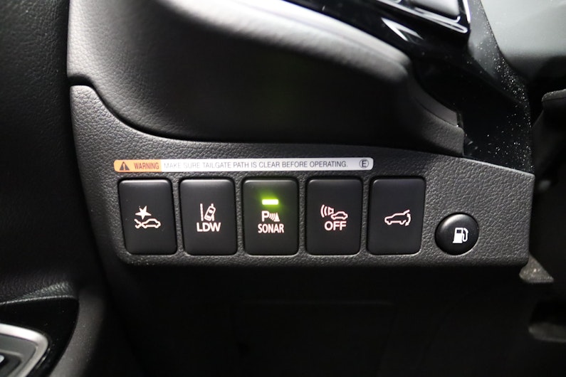 Vehicle image MITSUBISHI OUTLANDER