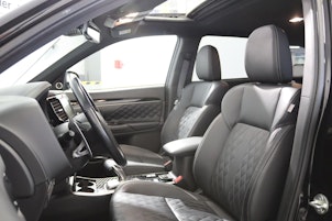 Vehicle image MITSUBISHI Outlander 2.4 PHEV Diamond+