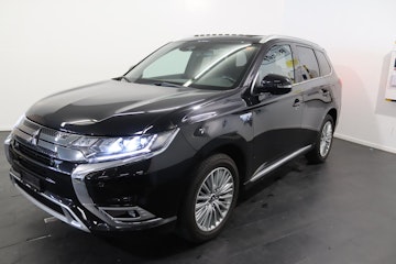 Vehicle image MITSUBISHI Outlander 2.4 PHEV Diamond+