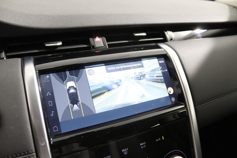 Vehicle image LAND ROVER DISCOVERY SPORT