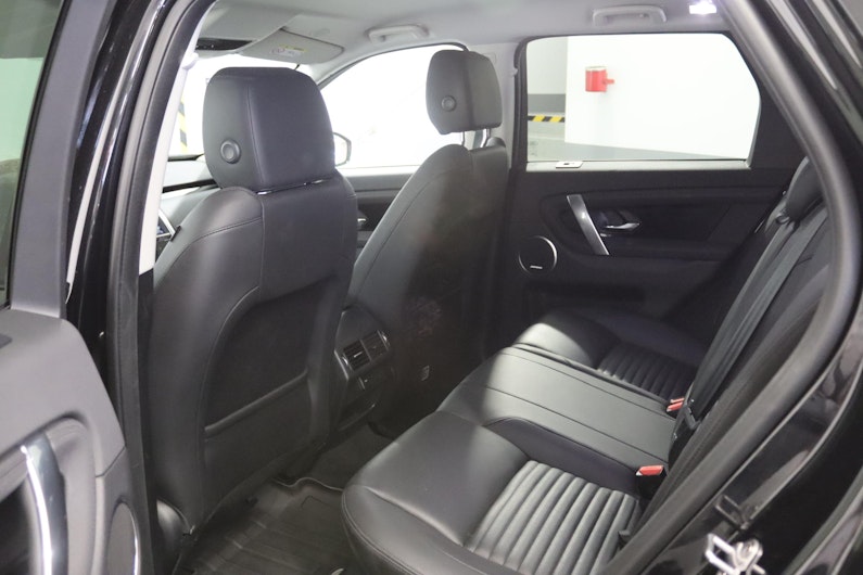 Vehicle image LAND ROVER DISCOVERY SPORT