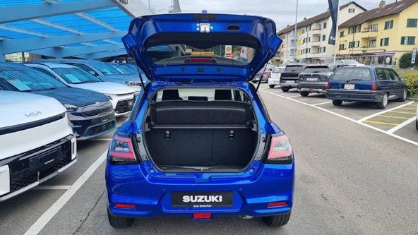 Vehicle image 7 Vehicle image 7