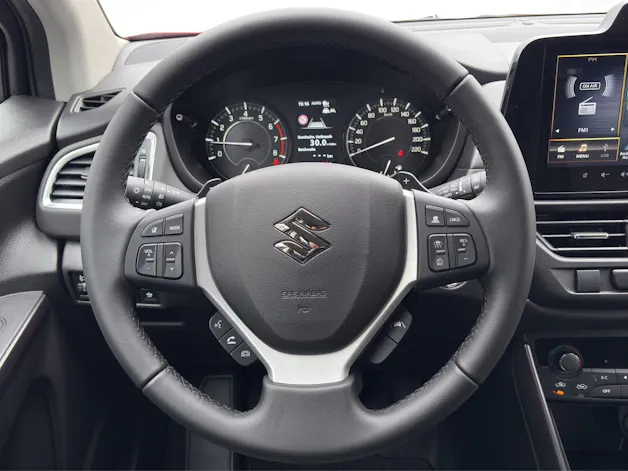 Suzuki S-Cross 1.4 T Compact+ Hybrid 4x4