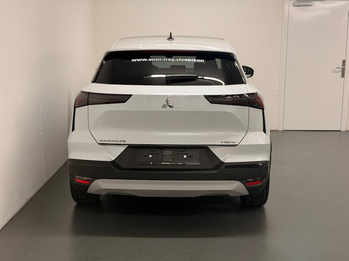 Vehicle image MITSUBISHI GRANDIS