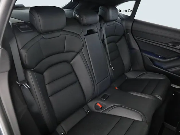 Porsche Taycan 4 Cross Turismo