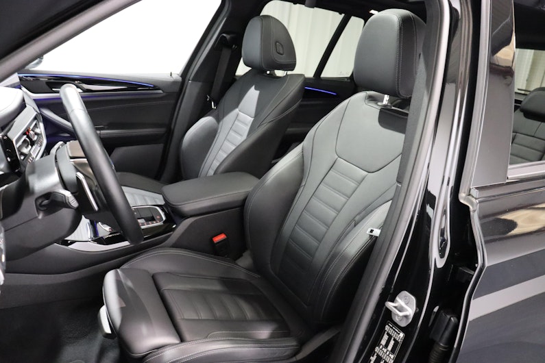 Vehicle image BMW X3