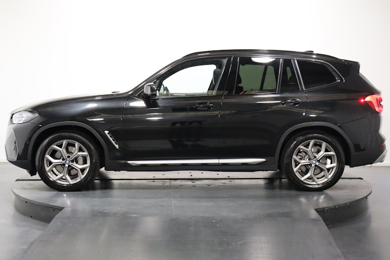 Vehicle image BMW X3