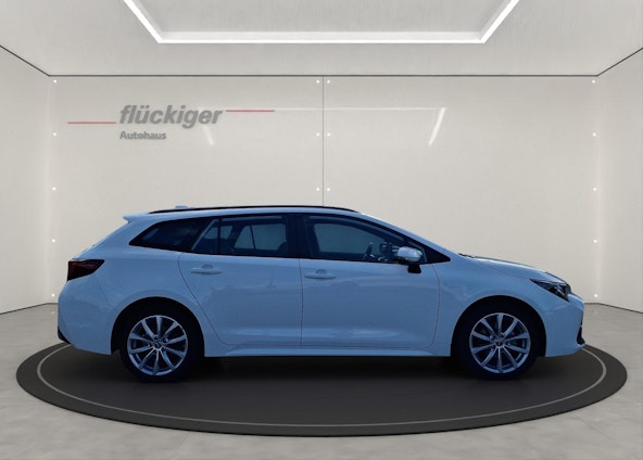 Vehicle image 3 Vehicle image 3