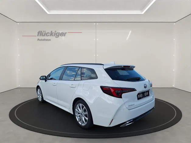Toyota Corolla Touring Sports 1.8 HSD Comfort