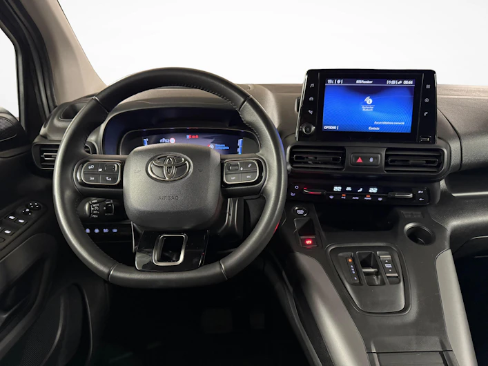 Fahrzeugbild TOYOTA PROACE CITY VERSO