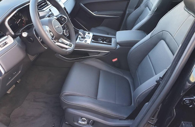 Vehicle image 7 Vehicle image 7