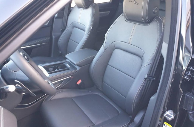 Vehicle image 8 Vehicle image 8