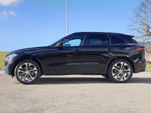 Jaguar F-Pace P250 R-Dynamic SE 4x4 (crochet)