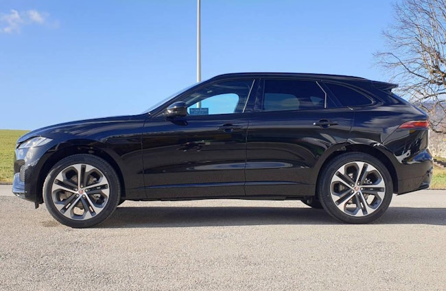 Vehicle image 4 Vehicle image 4