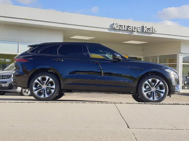 Jaguar F-Pace P250 R-Dynamic SE 4x4 (crochet)