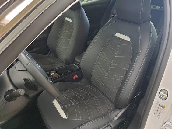 image du véhicule 8 image du véhicule 8