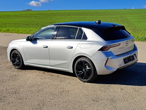 Vehicle image 2 Vehicle image 2