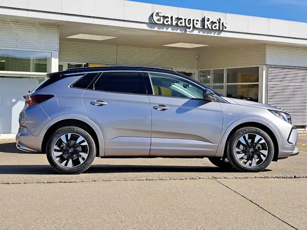 Opel Grandland 1.6 T PHEV 225cv Elegance
