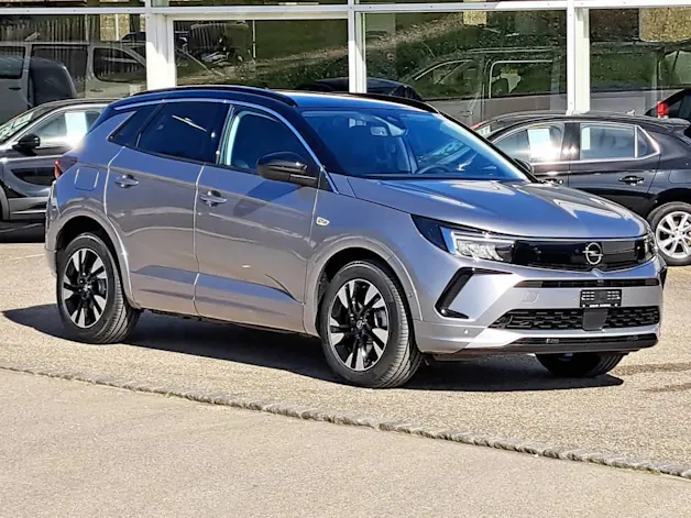 Opel Grandland 1.6 T PHEV 225cv Elegance