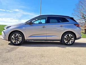 Opel Grandland 1.6 T PHEV 225cv Elegance