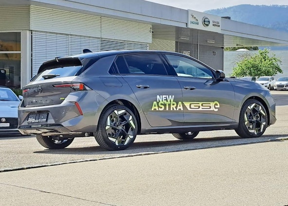 Vehicle image 5 Vehicle image 5