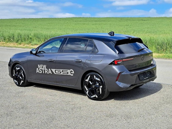 Vehicle image 2 Vehicle image 2