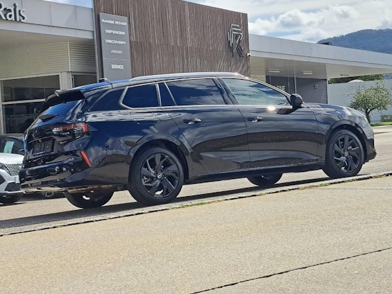 Vehicle image 5 Vehicle image 5