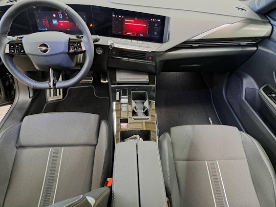 Vehicle image 11 Vehicle image 11