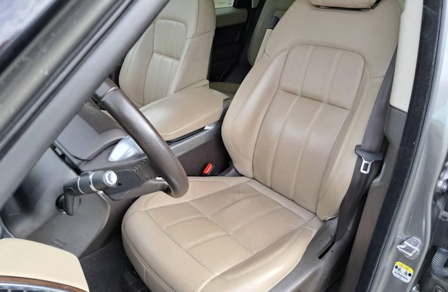 Vehicle image 8 Vehicle image 8