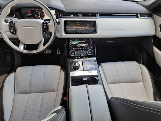 Vehicle image 10 Vehicle image 10