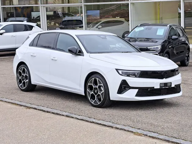 Opel Astra 1.2 T 130cv GS